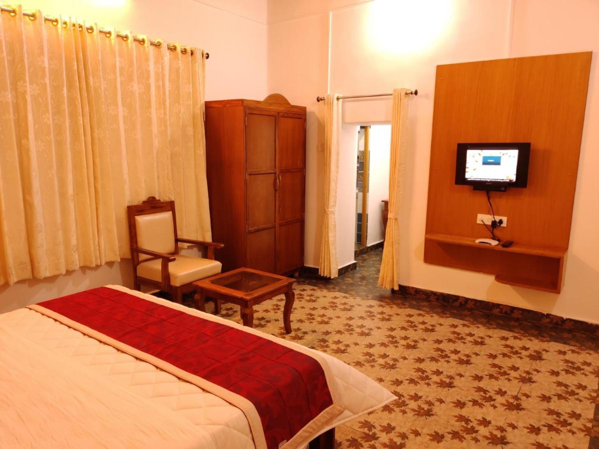 KSTDC Hotel Mayura Gerusoppa, Jogfalls Māvingundi Esterno foto